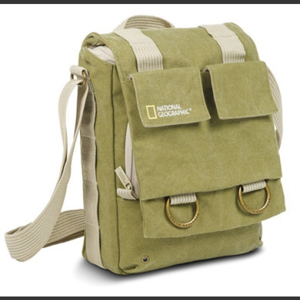 National Geographic NG2300 small olkalaukku